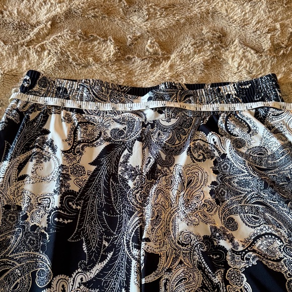 Iman Two-Piece Set – Sleeveless Top & Matching Pants - L - Picture 11 of 13